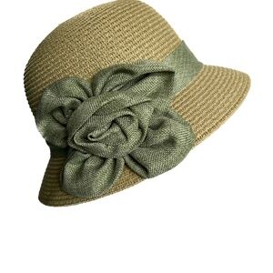 C.C Exclusives Sun Hat Green Large Flower Travel Beach One Size 90% Paper